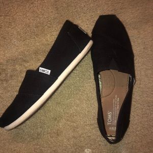 Toms shoes